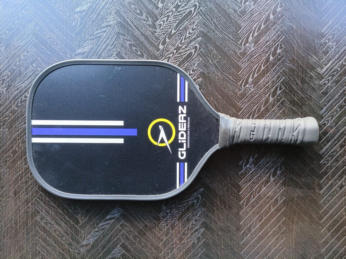Honeycomb core & fiberglass Pickleball paddle with Black Handle- Gliderz